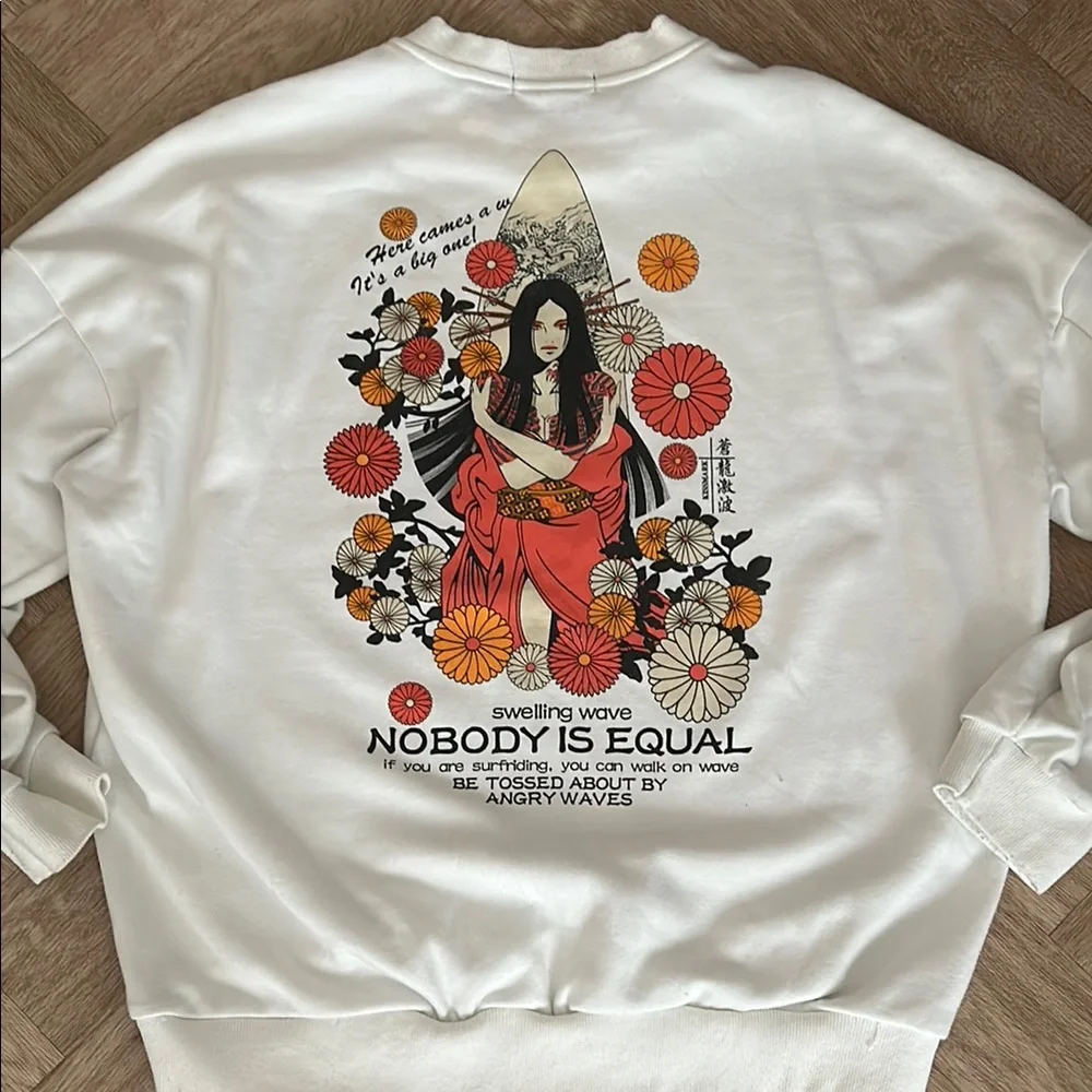 Vintage Women Hoodie - Picture 3 of 3